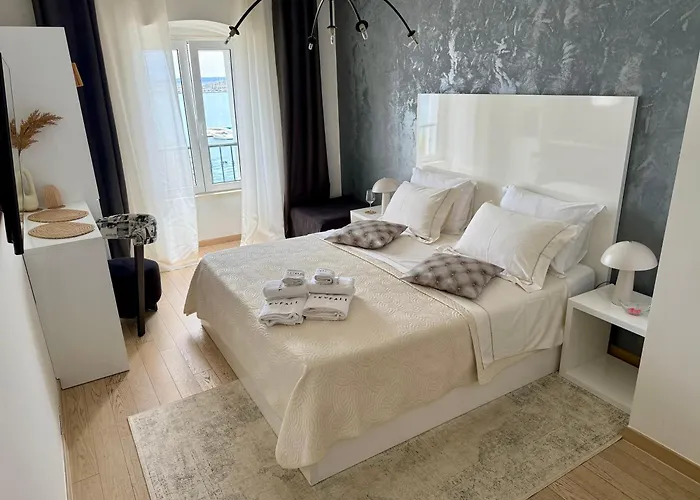 Luxury Skyfall Gostinjska kuća Split