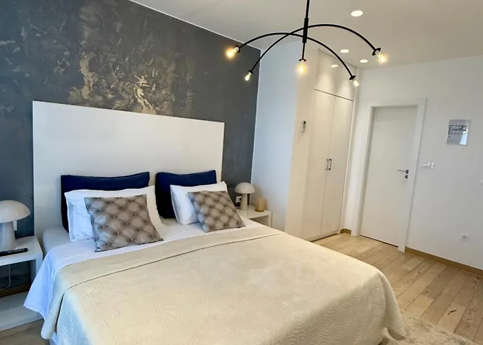 Luxury Skyfall Gostinjska kuća Split