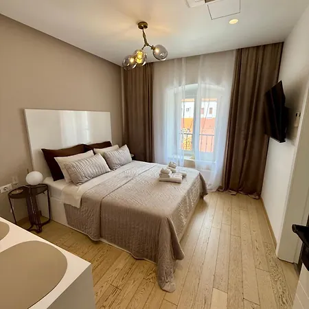 Luxury Skyfall Split