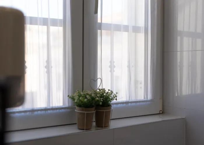 Luxury Skyfall בית הארחה