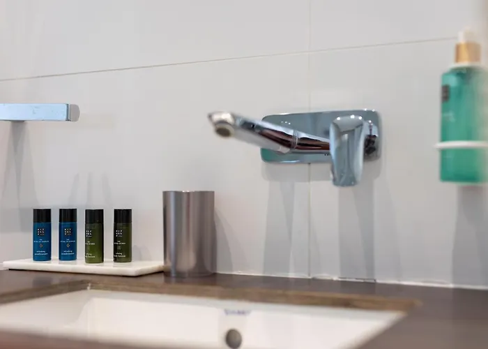 Luxury Skyfall Гостьовий будинок Спліт