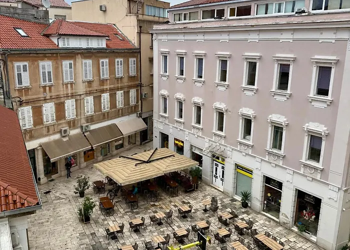 Luxury Skyfall 4* Split