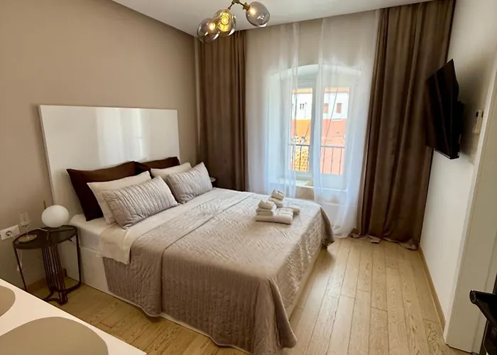 Luxury Skyfall Спліт